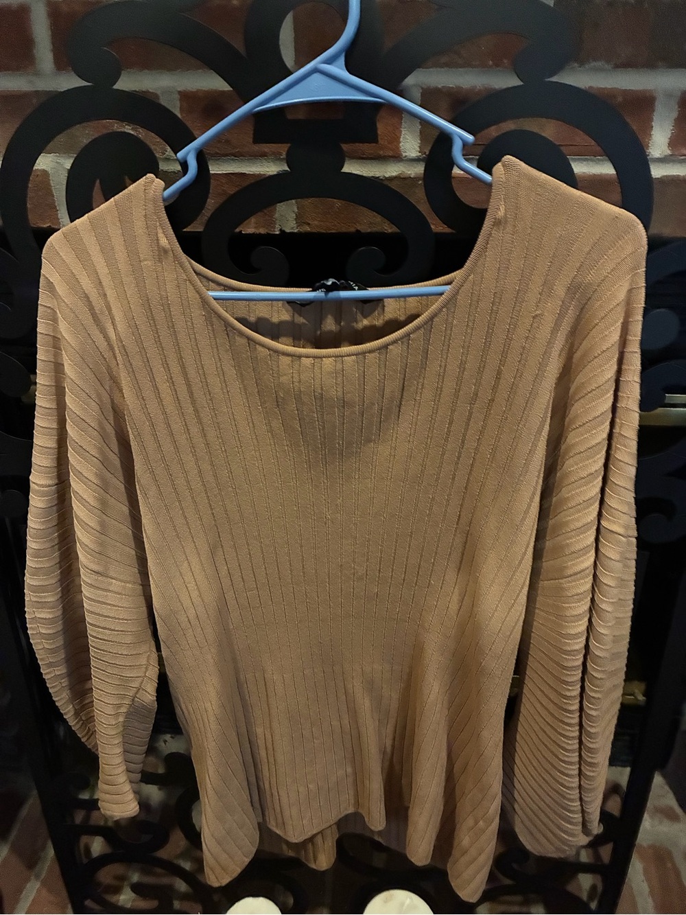 BCBGMaxAzria Ribbed Scoop-Neck Sweater in Camel Size:XL